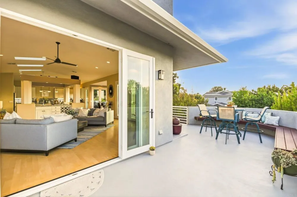 398 Andrew Avenue Encinitas, CA 92024
