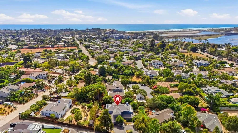 398 Andrew Avenue Encinitas, CA 92024