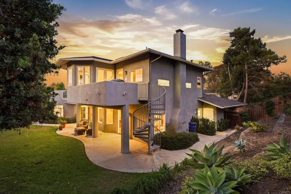 398 Andrew Avenue Encinitas, CA 92024
