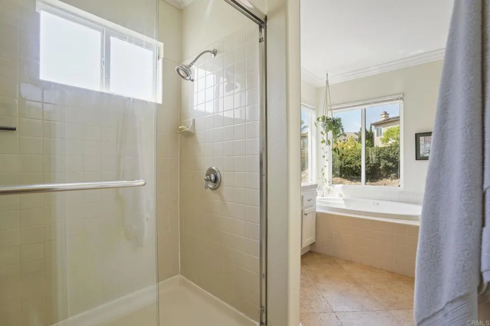 1137 Via Vera Cruz San Marcos, CA 92078