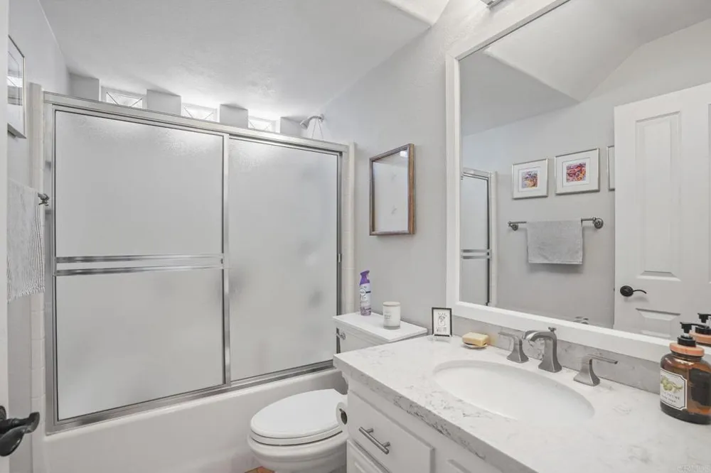 1137 Via Vera Cruz San Marcos, CA 92078