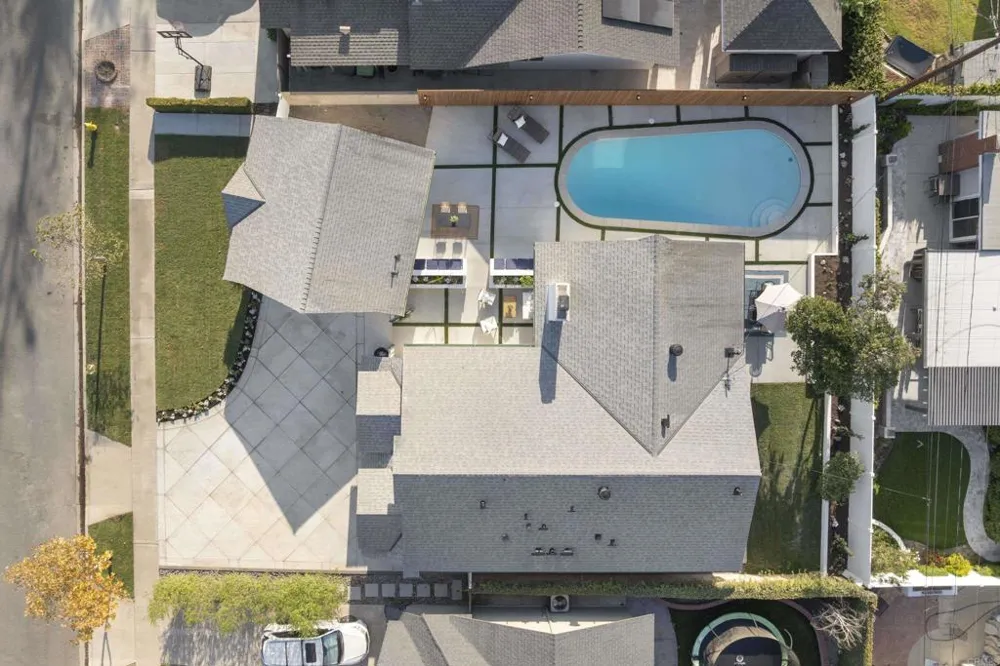 3221 Kempton Drive Los Alamitos, CA 90720