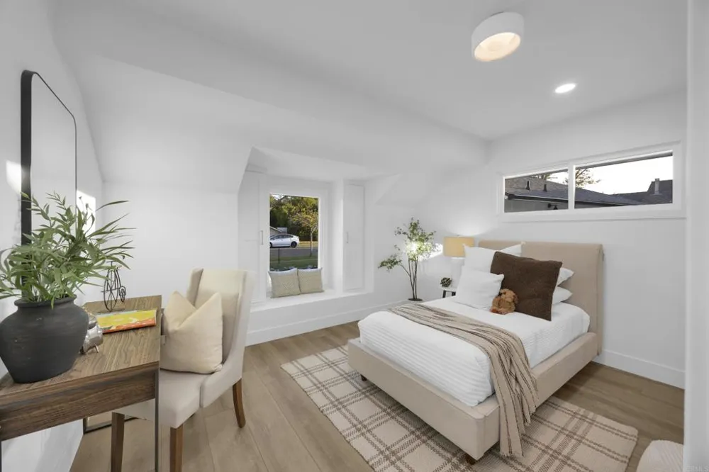 3221 Kempton Drive Los Alamitos, CA 90720