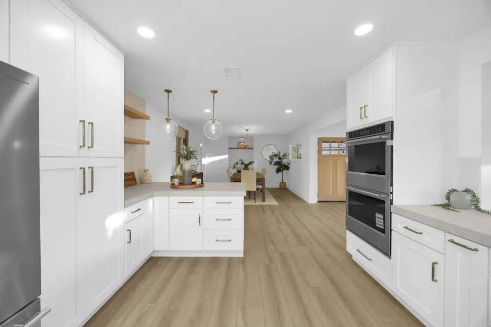 3221 Kempton Drive Los Alamitos, CA 90720