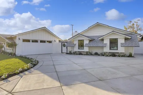 3221 Kempton Drive