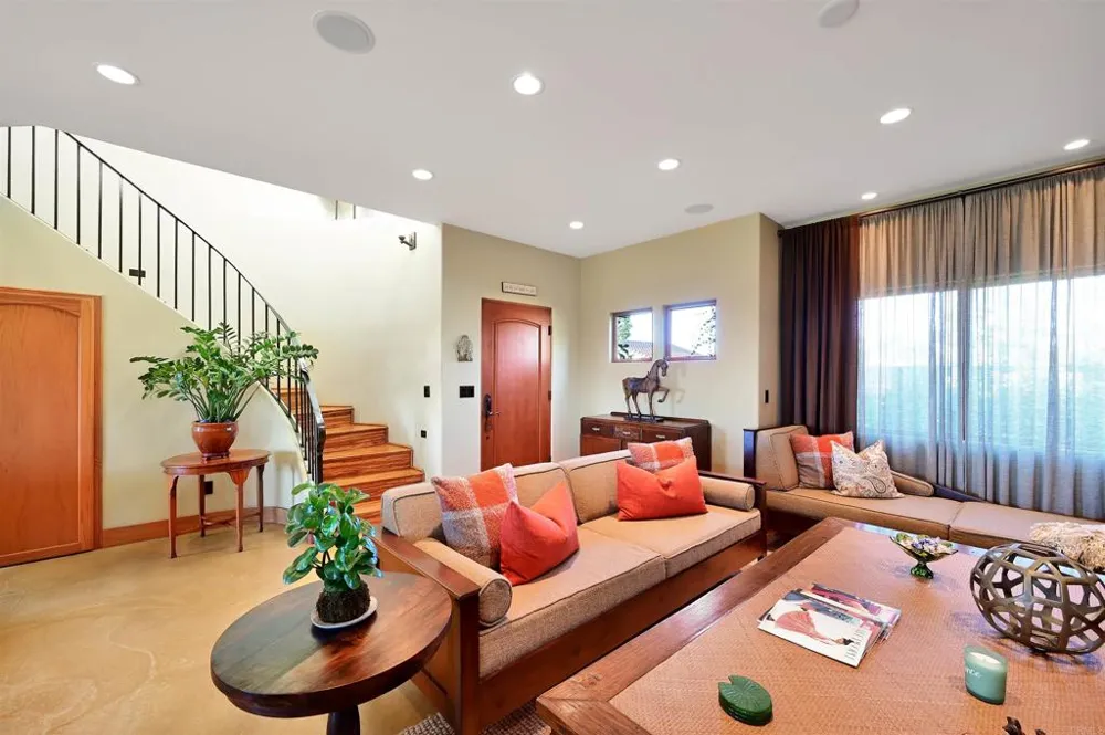 3811 Hiawatha Way San Diego, CA 92117