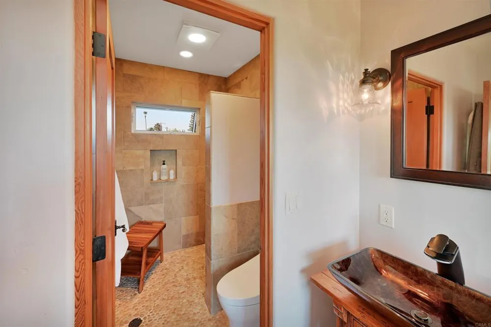 3811 Hiawatha Way San Diego, CA 92117