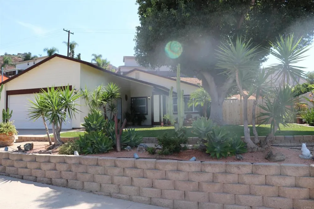 11235 Brockway Street El Cajon, CA 92021
