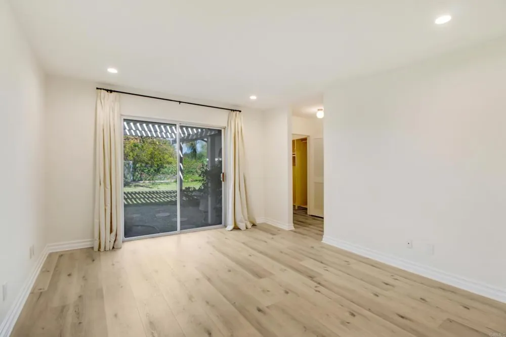 183 Sandberg Street Thousand Oaks, CA 91360