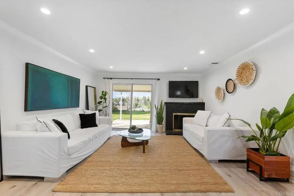183 Sandberg Street Thousand Oaks, CA 91360