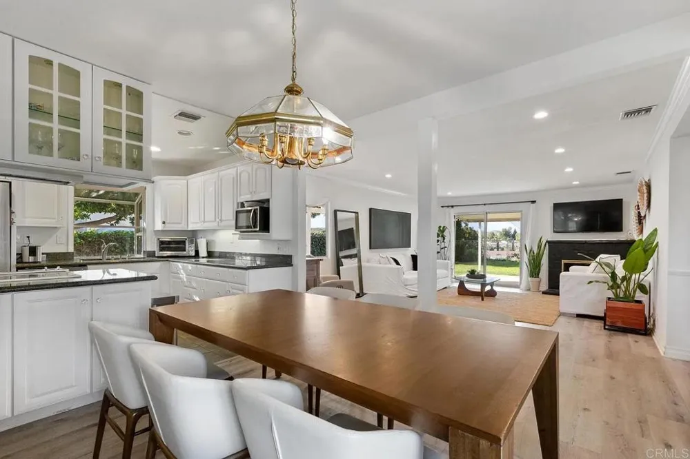 183 Sandberg Street Thousand Oaks, CA 91360