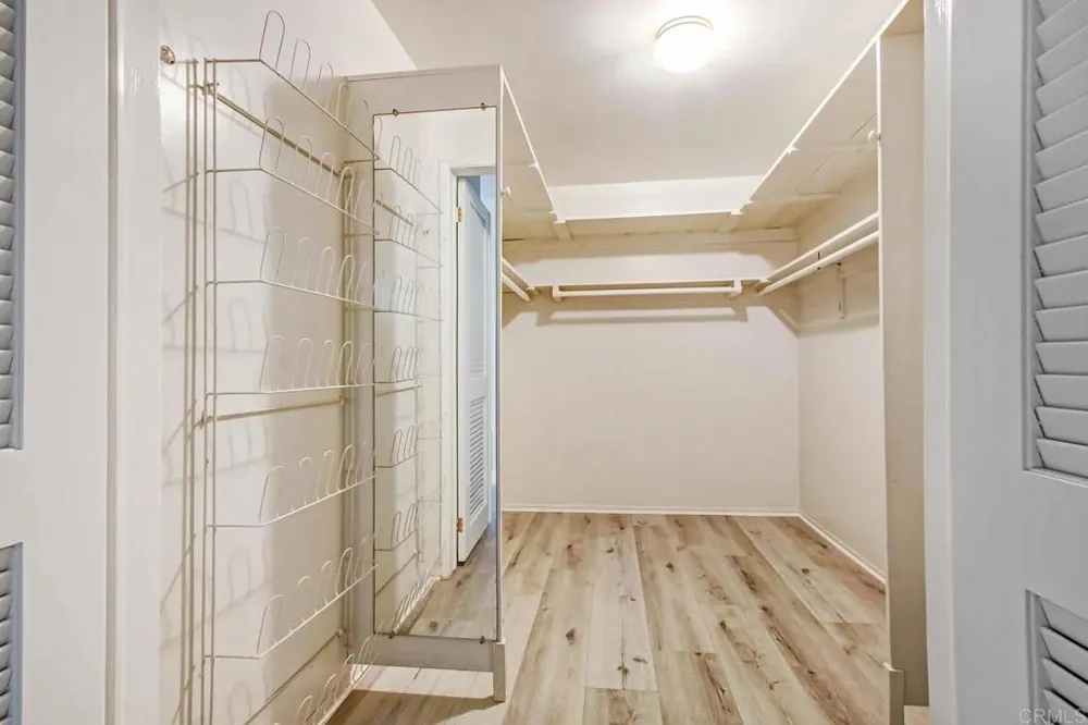 183 Sandberg Street Thousand Oaks, CA 91360