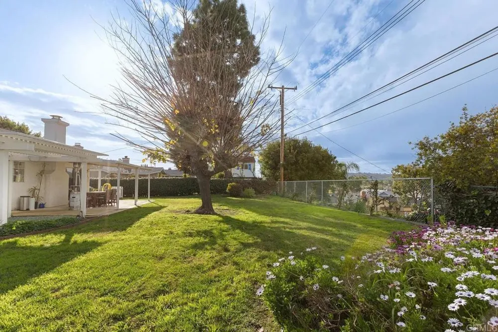 183 Sandberg Street Thousand Oaks, CA 91360