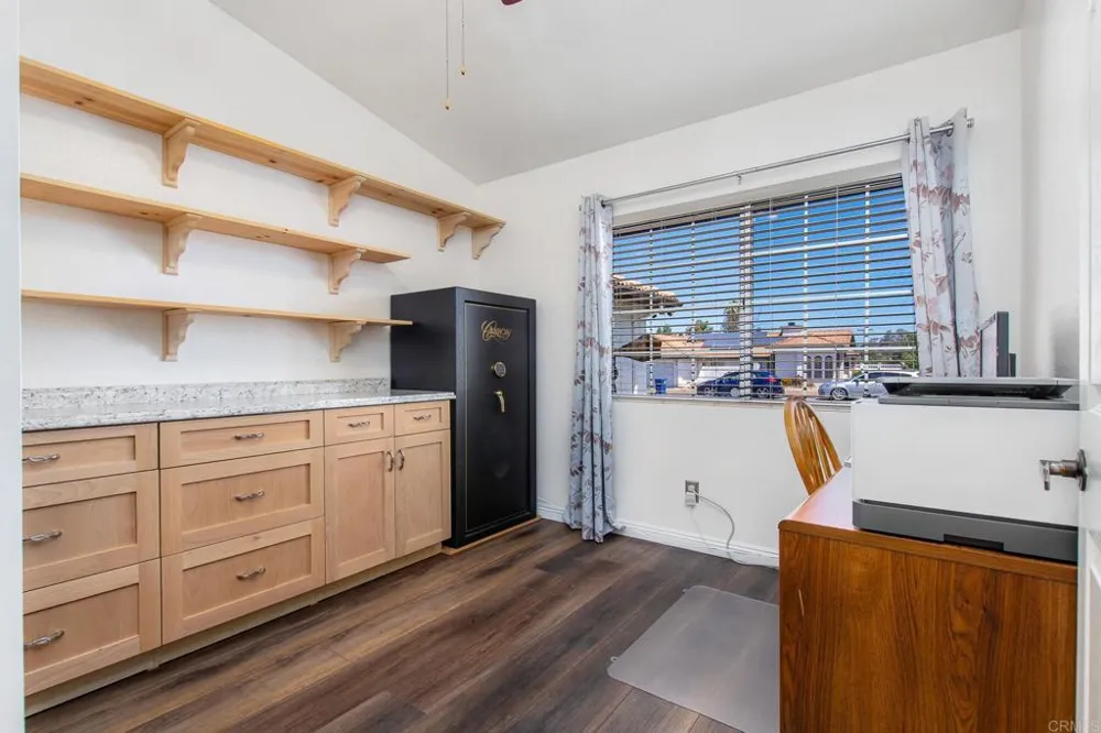 1229 Anna Rose Lane Ramona, CA 92065