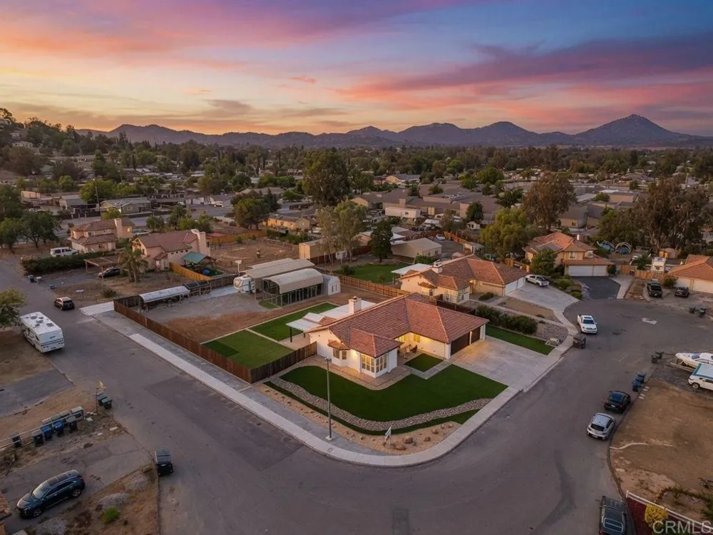 1229 Anna Rose Lane Ramona, CA 92065