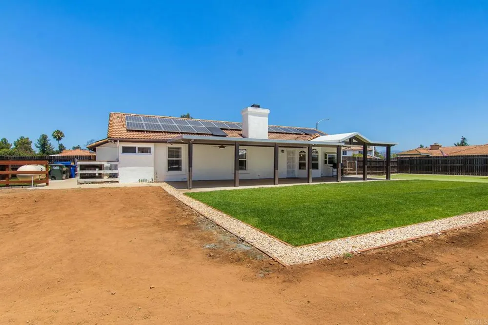1229 Anna Rose Lane Ramona, CA 92065