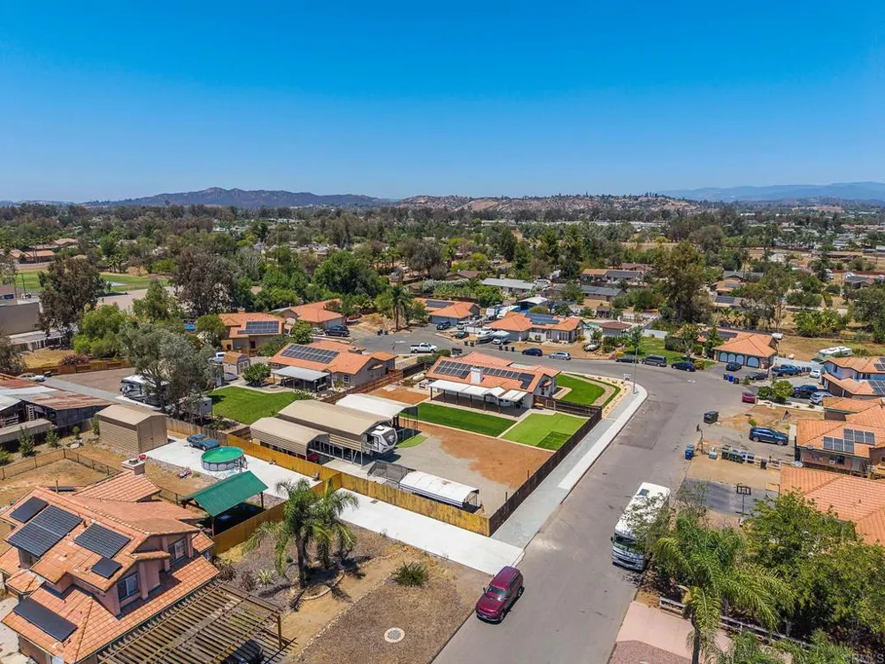 1229 Anna Rose Lane Ramona, CA 92065