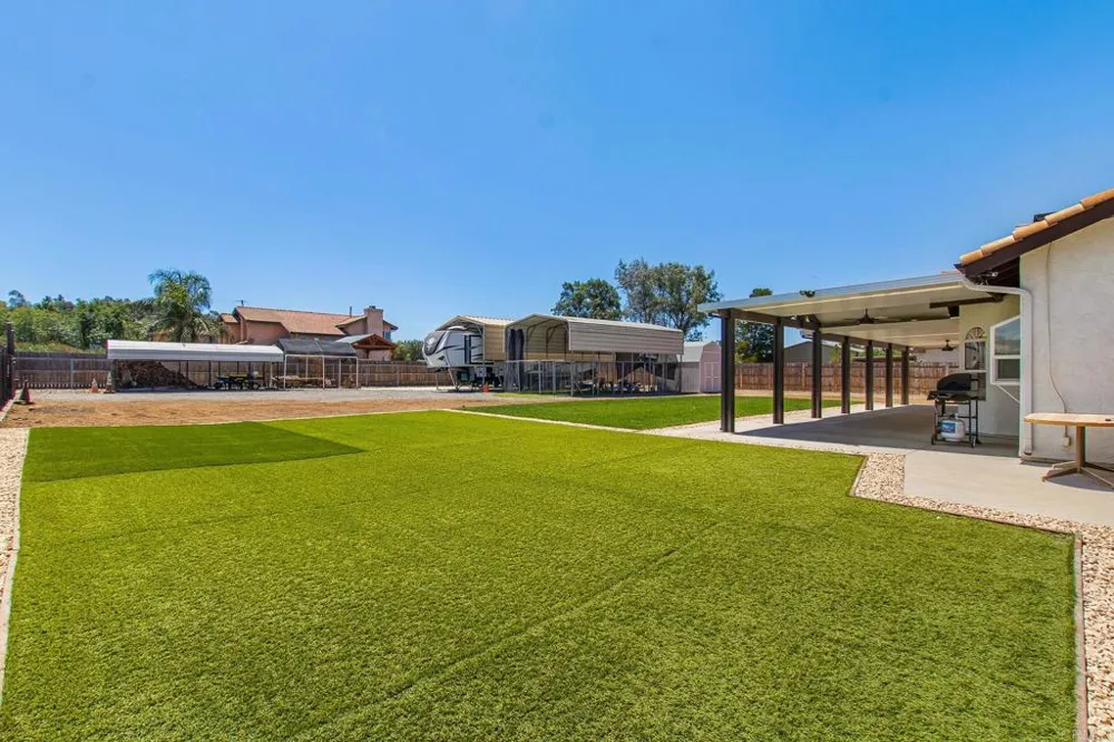 1229 Anna Rose Lane Ramona, CA 92065