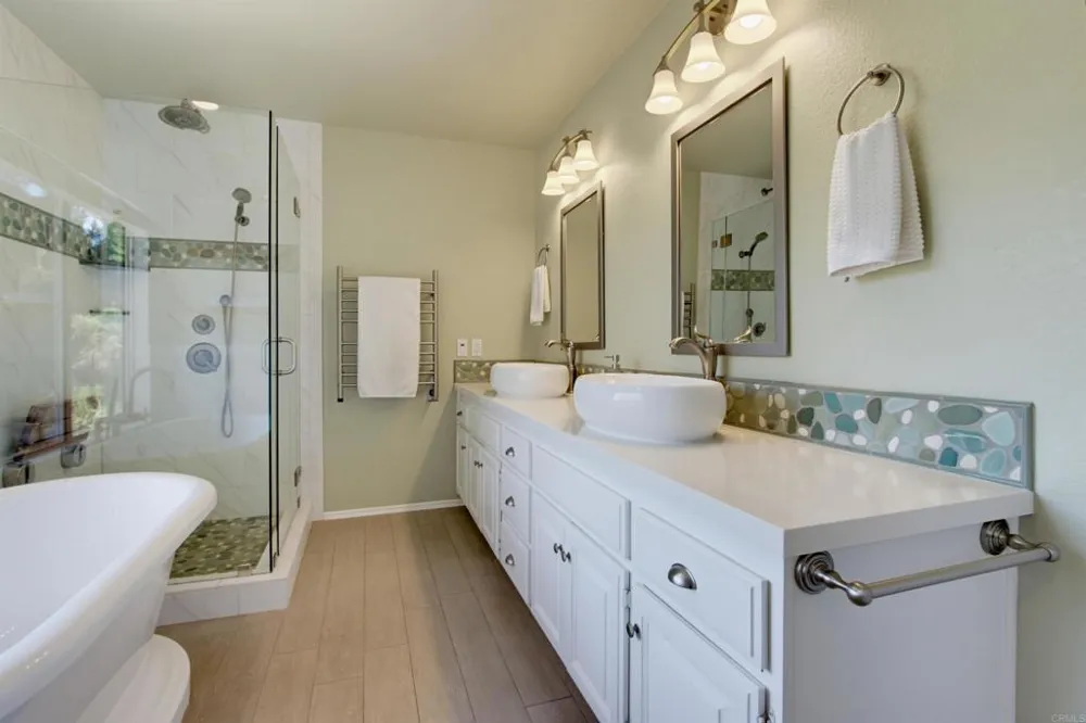 2202 Crest Hill Lane Fallbrook, CA 92028