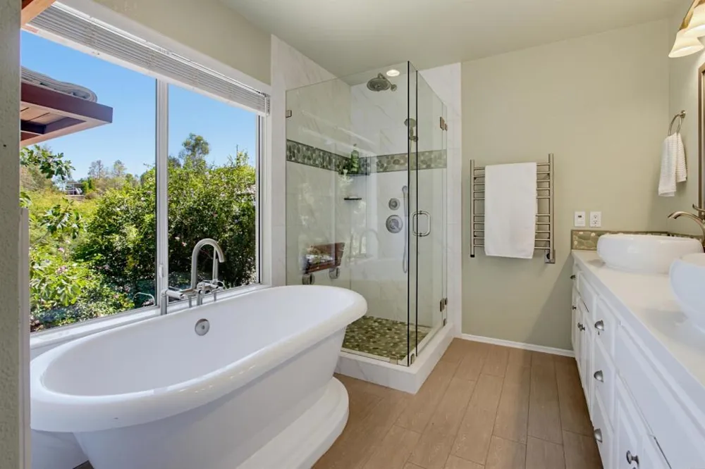 2202 Crest Hill Lane Fallbrook, CA 92028