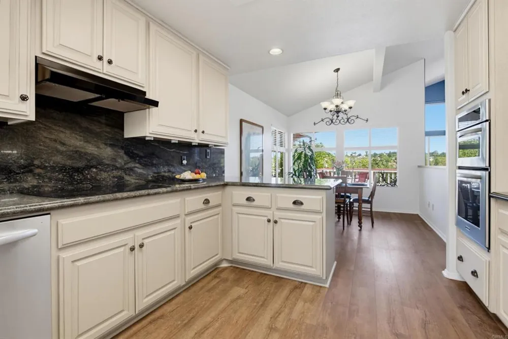 2202 Crest Hill Lane Fallbrook, CA 92028