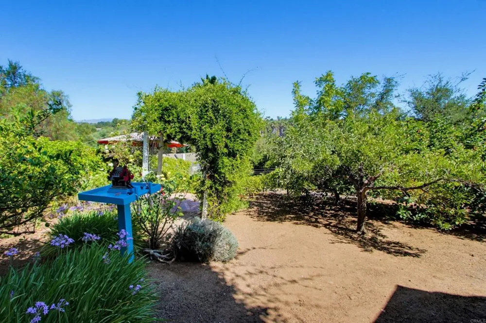 2202 Crest Hill Lane Fallbrook, CA 92028