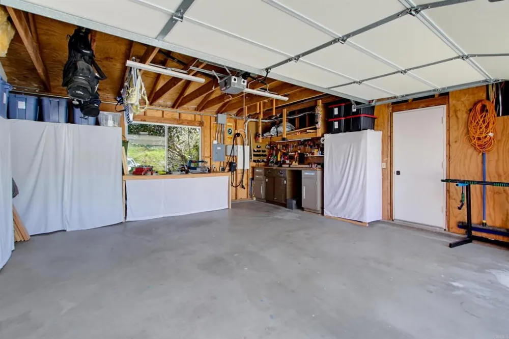 2202 Crest Hill Lane Fallbrook, CA 92028