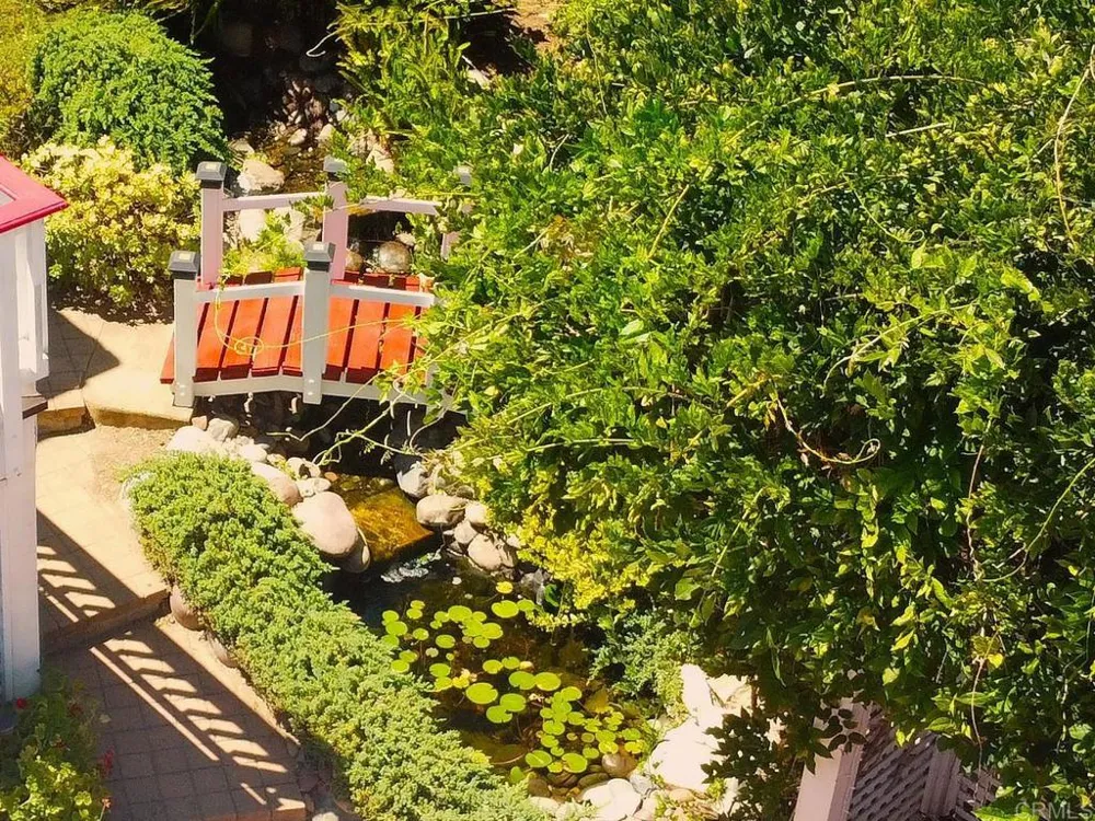 2202 Crest Hill Lane Fallbrook, CA 92028