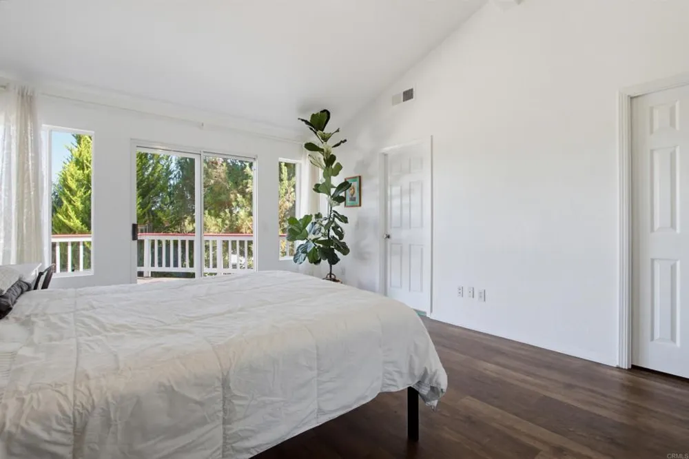 2202 Crest Hill Lane Fallbrook, CA 92028