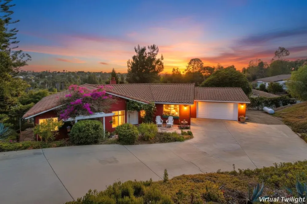2202 Crest Hill Lane Fallbrook, CA 92028