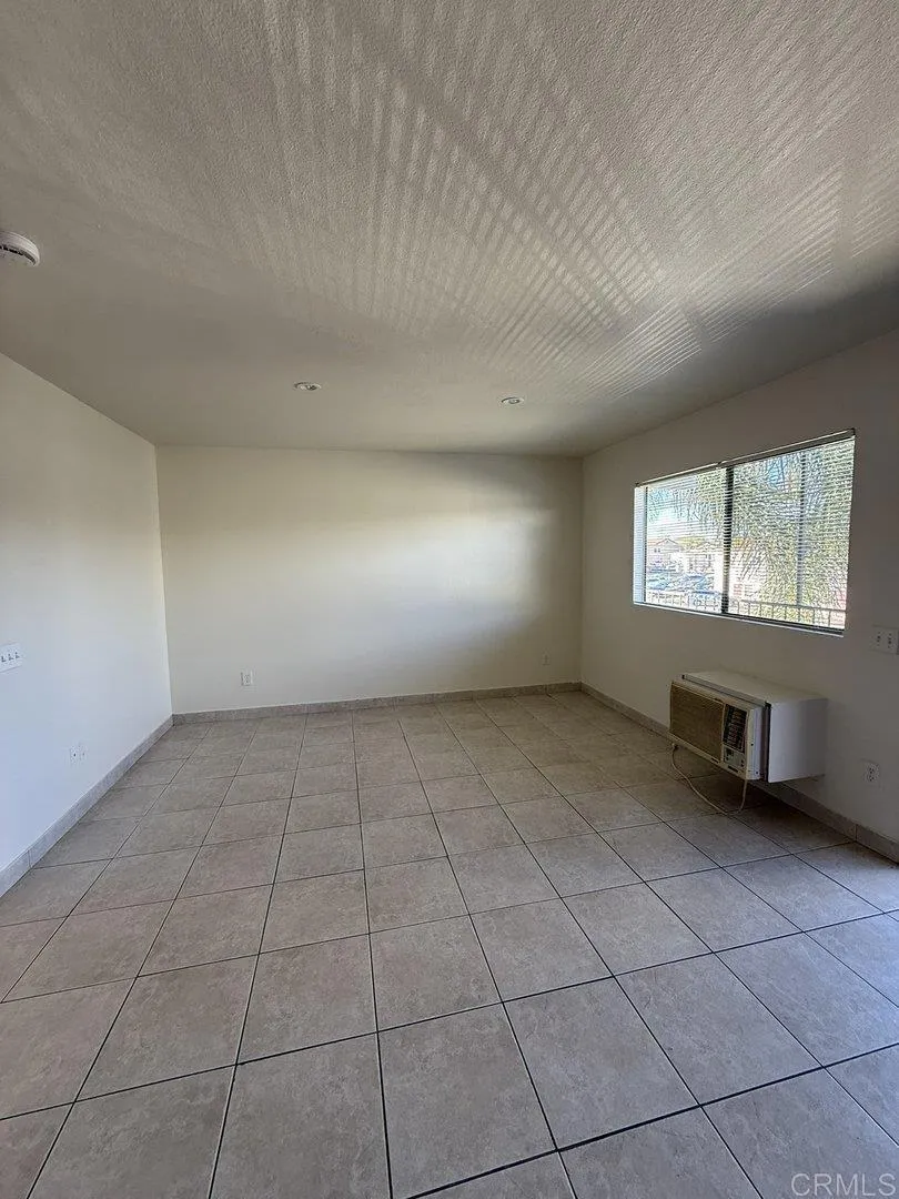 4120 Estrella Ave #14 San Diego, CA 92105