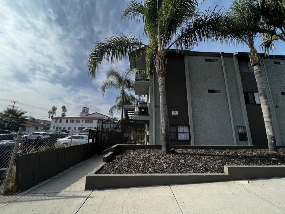 4120 Estrella Ave #14 San Diego, CA 92105