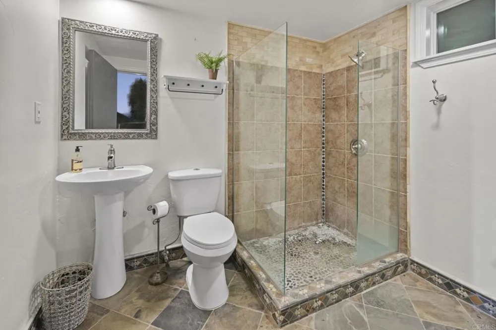 2967 VIA VIEJAS Alpine, CA 91901