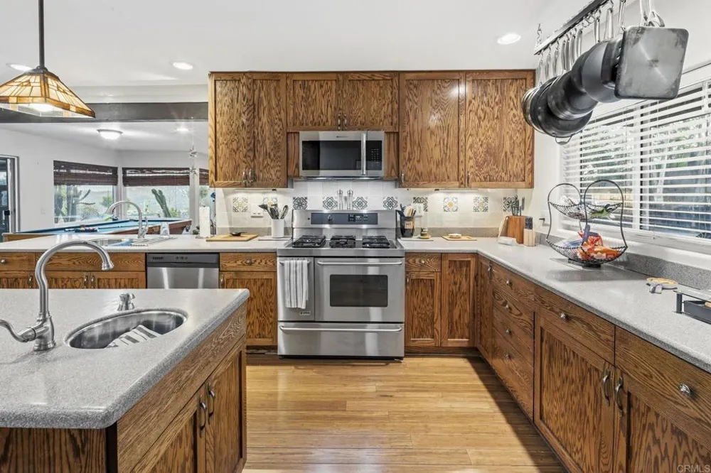 2967 VIA VIEJAS Alpine, CA 91901