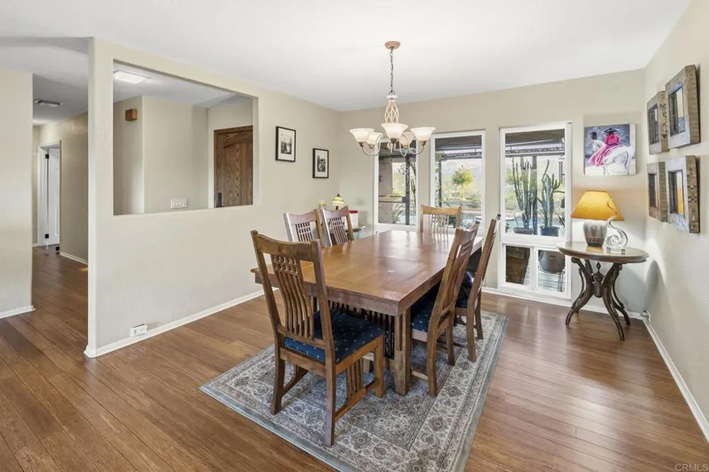 2967 VIA VIEJAS Alpine, CA 91901