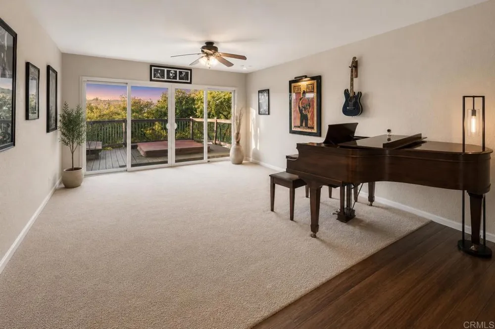2967 VIA VIEJAS Alpine, CA 91901