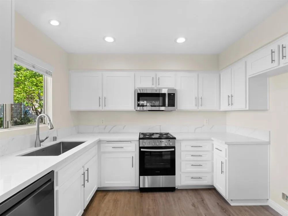 3873 Bay Leaf Way Oceanside, CA 92057
