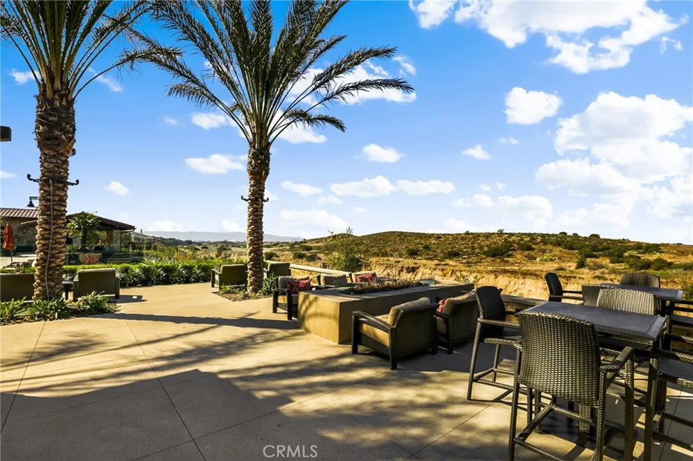 76 Finch Lake Forest, CA 92630