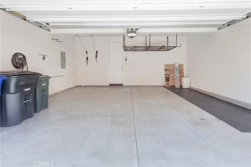 76 Finch Lake Forest, CA 92630