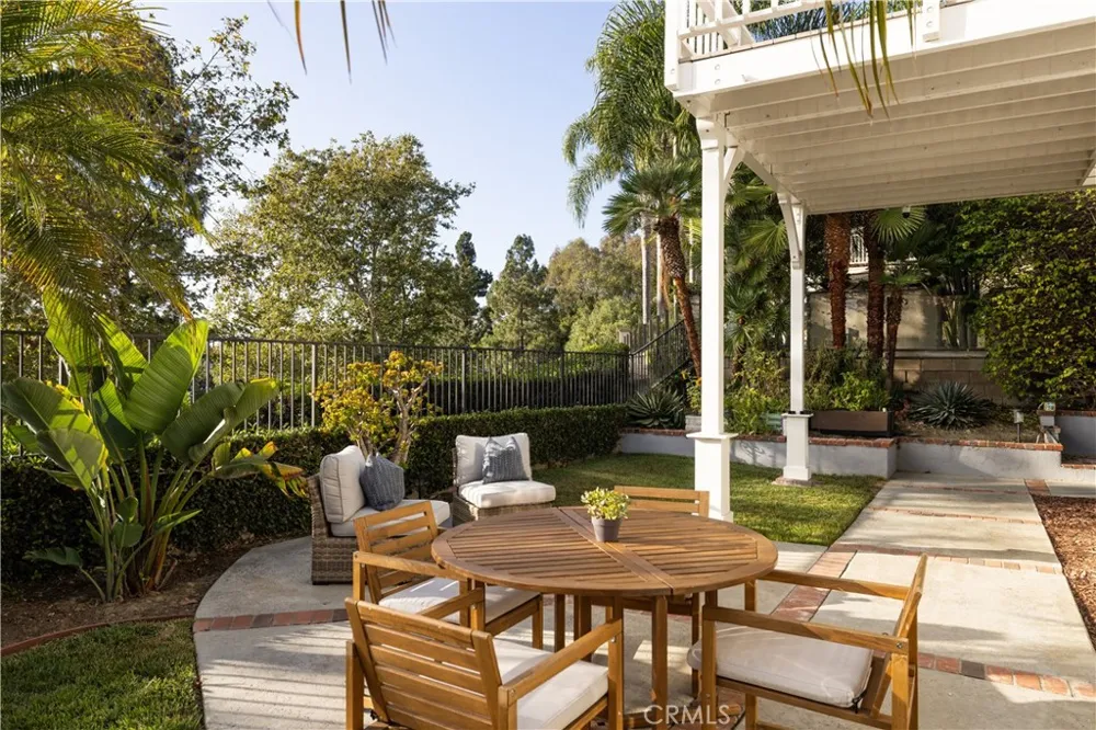 9 Pacific Crest Laguna Niguel, CA 92677