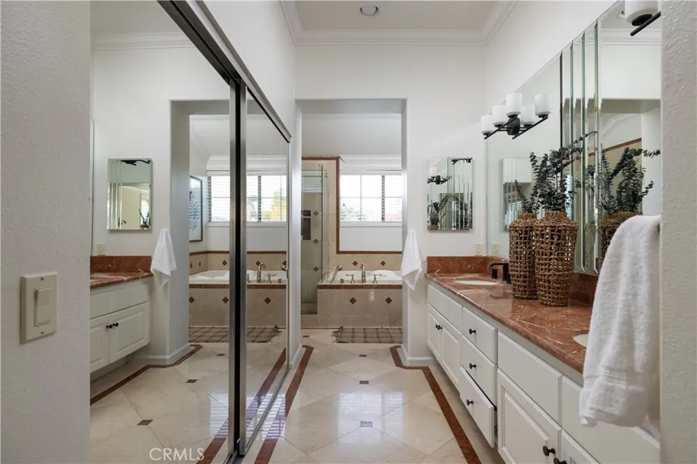 9 Pacific Crest Laguna Niguel, CA 92677
