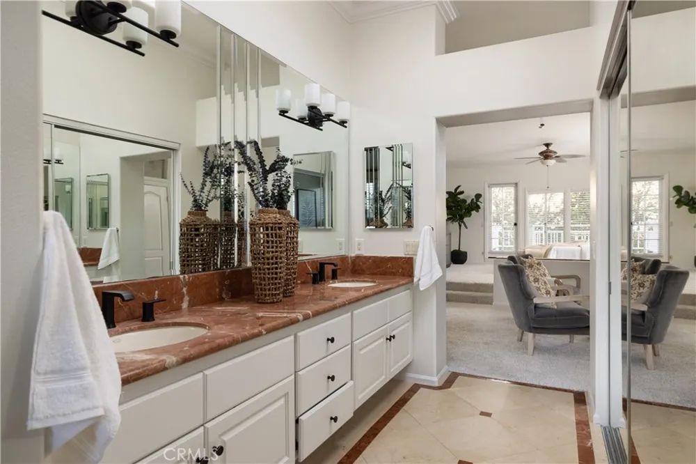 9 Pacific Crest Laguna Niguel, CA 92677
