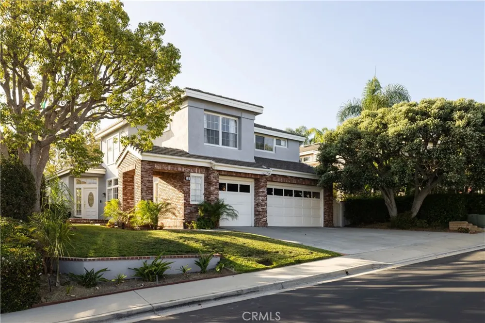 9 Pacific Crest Laguna Niguel, CA 92677