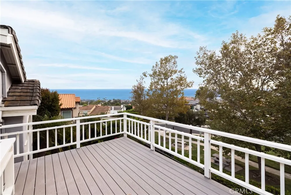 9 Pacific Crest Laguna Niguel, CA 92677