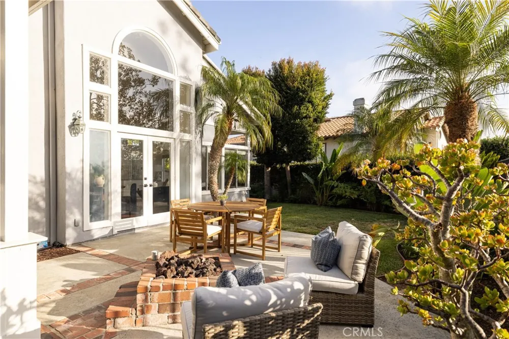 9 Pacific Crest Laguna Niguel, CA 92677