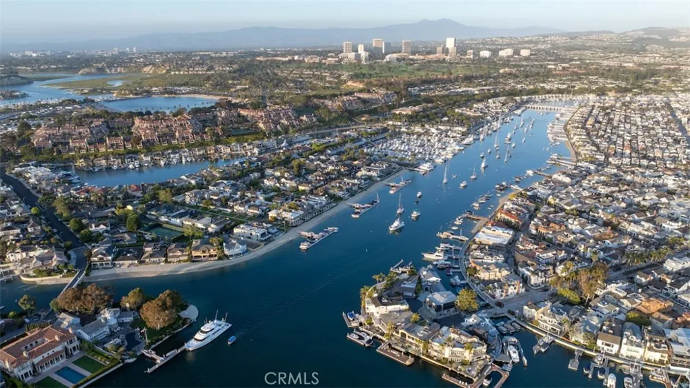 28 Beacon Bay Newport Beach, CA 92660