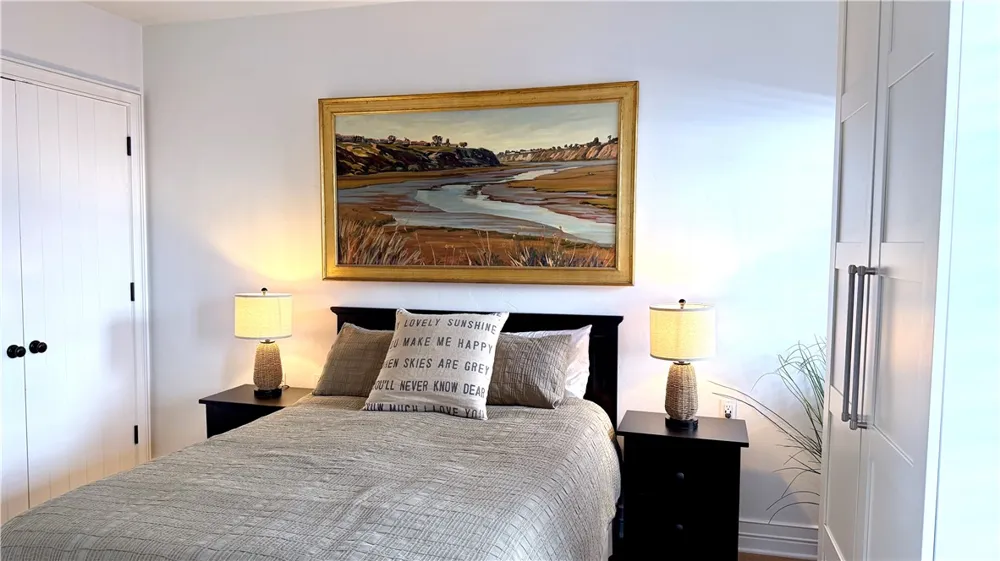 28 Beacon Bay Newport Beach, CA 92660