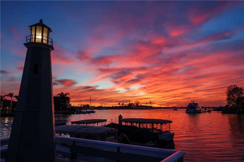 28 Beacon Bay Newport Beach, CA 92660