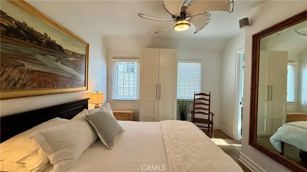 28 Beacon Bay Newport Beach, CA 92660