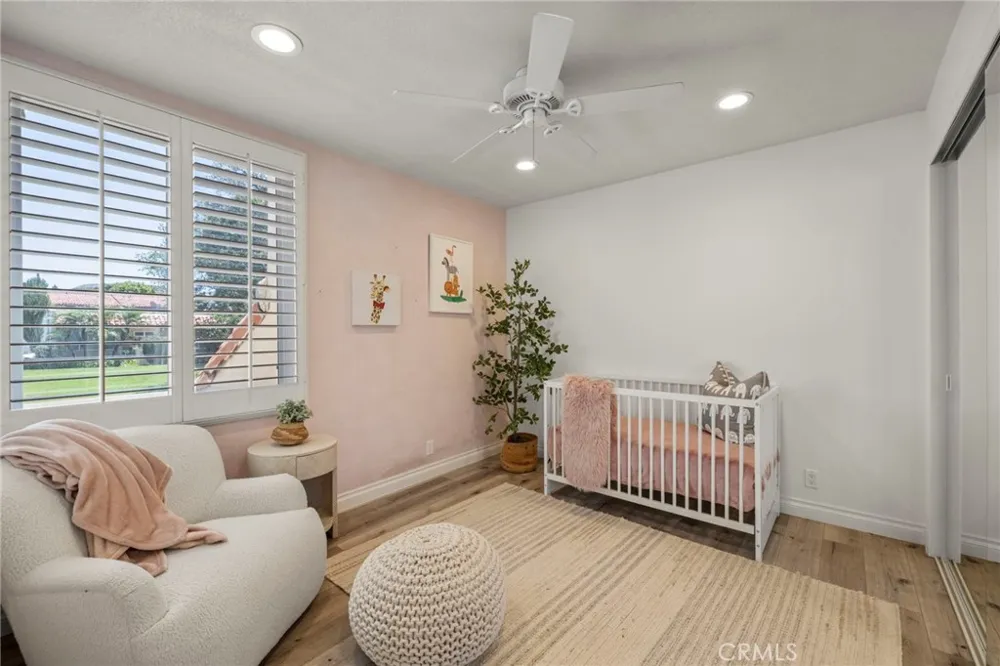 2332 Vista Huerta Newport Beach, CA 92660
